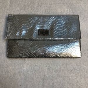 Silver faux snakes skin, Handheld clutch